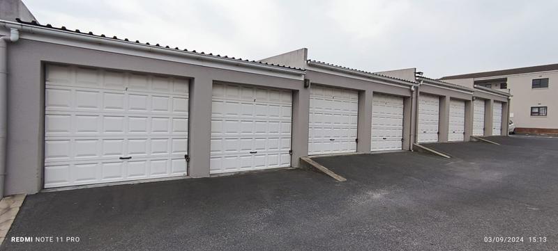 2 Bedroom Property for Sale in St Dumas Western Cape